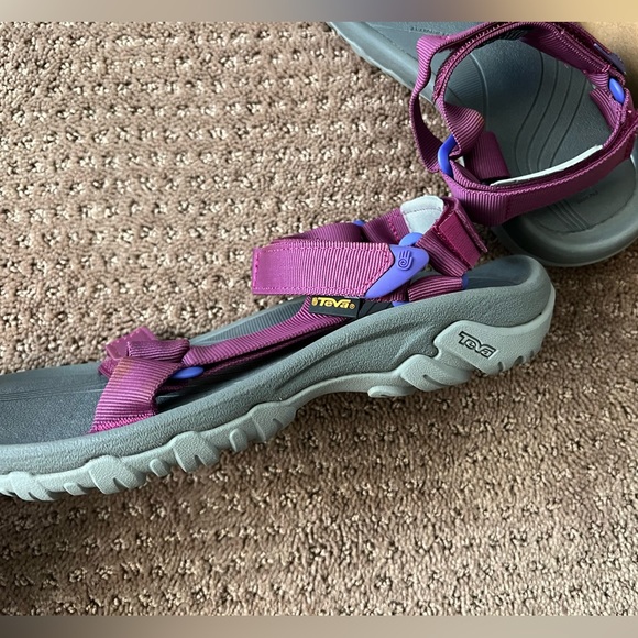 Teva Women’s Hurricane XLT Dark Purple size 8 - Picture 4 of 5
